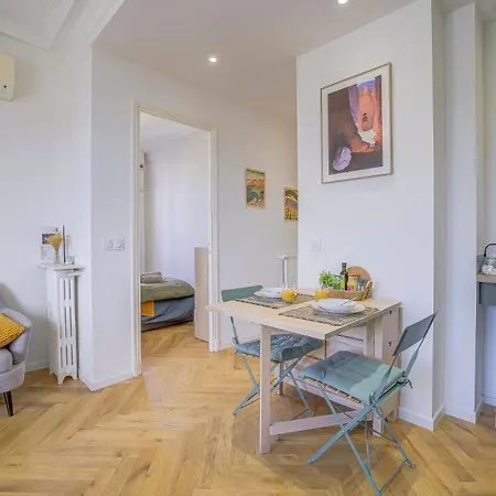 Maison Bianchi - Avenue Durante - Downtown Floor Apartment *